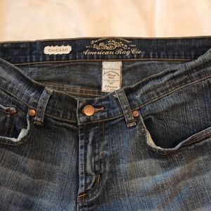📌American Rag Cie Jeans size 11 bells